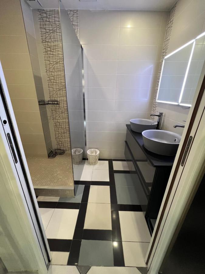 Omarais Guest House Paris Luaran gambar